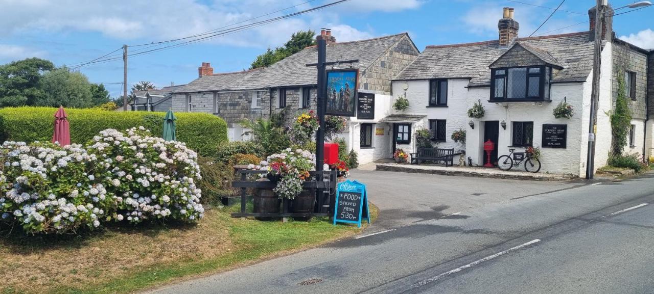 Cornish Arms Inn Port Isaac 2 Miles Pendoggett Bagian luar foto