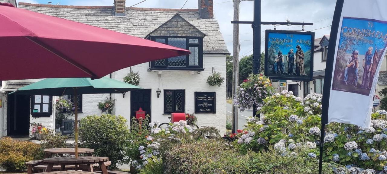 Cornish Arms Inn Port Isaac 2 Miles Pendoggett Bagian luar foto